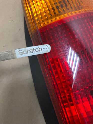 2002-2009 GMC Envoy Right Passenger RH Side Tail Light Oem Q4205 DW - Picture 4 of 12