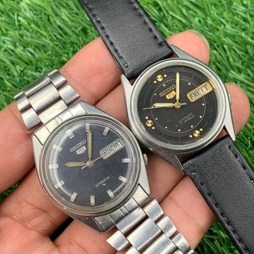 Lot of 2 Vintage Saiko 5 Automatic Japan-Made Men’s Watches – Fully Working