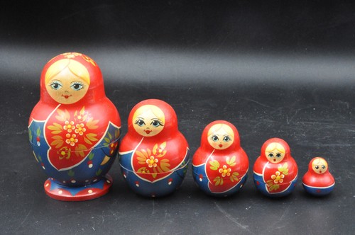 5 PIÈCES MATRIOCHKA Poupées Gigognes Faites à La Main En Bois Mignon
