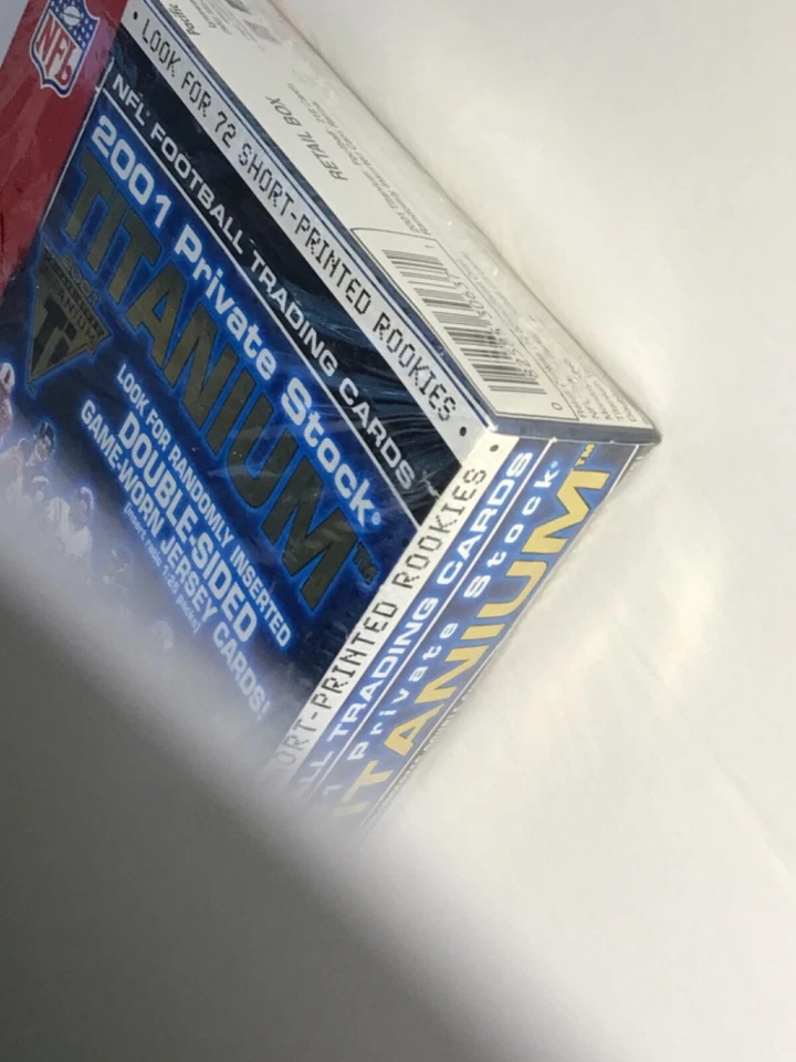 2001 Pacific Private Stock Titanium Football Retail Box - Image 3 of 4