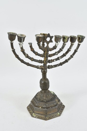B99F41- Alte Judaica Messing Menora - Bild 5 von 12