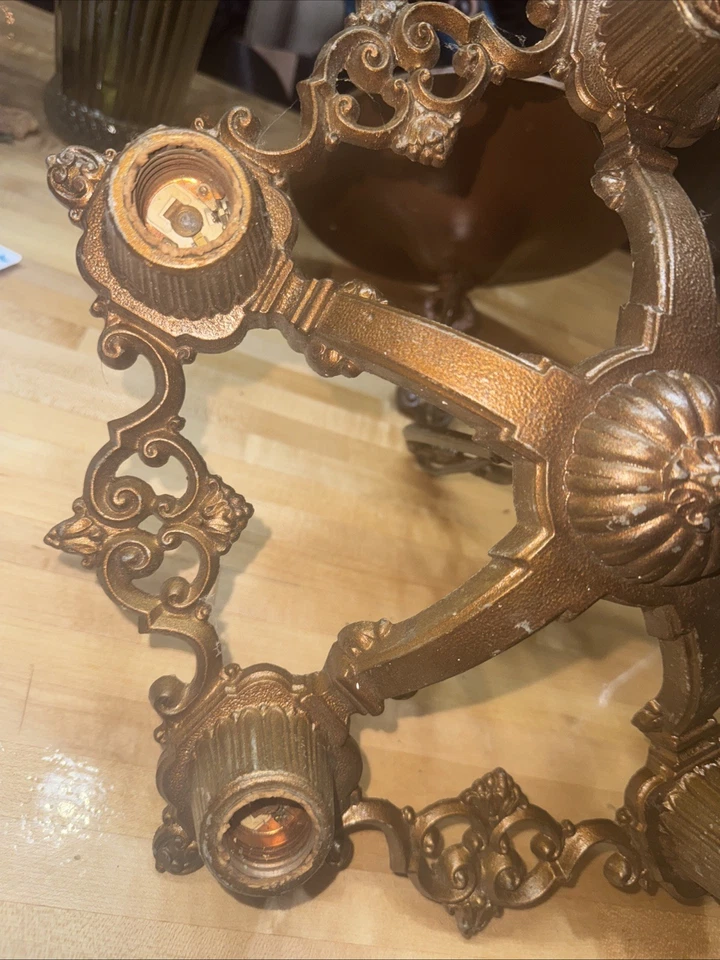 Lámpara de techo antigua vintage de diseño Art Deco de Riddle Co. años 20 6 luces Foto 2 de 4