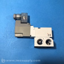 SMC VQZ235-5YZ1-02-Q Solenoid 3-Port Valve Base Mount FNIP