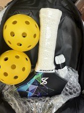 PICKLE BALL SET OF 2 Fiberglass Rackets PADDLES, 4 BALLS AND CARRY BAG.