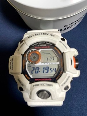Casio G-SHOCK BURTON GW-9400BTJ-8JR Digital White Rubber Band Men's Accessary