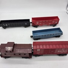 Vintage Lionel O Gauge Train Car Lot 5pc Gondola Caboose Boxcar Multicolor 1:48