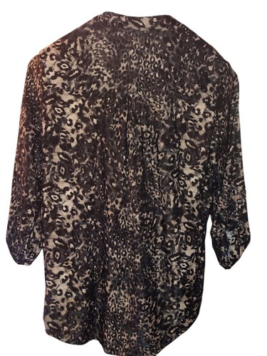 NY Collection Women's Petite Pintuck Y Top Khaki Animal PSmall - Picture 6 of 10