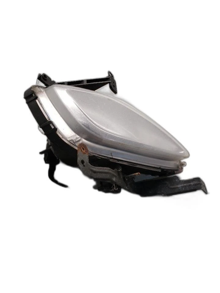 Passenger Corner/Park Light Fog-driving Sedan Fits 11-13 ELANTRA 1330350 - Image 2 of 4