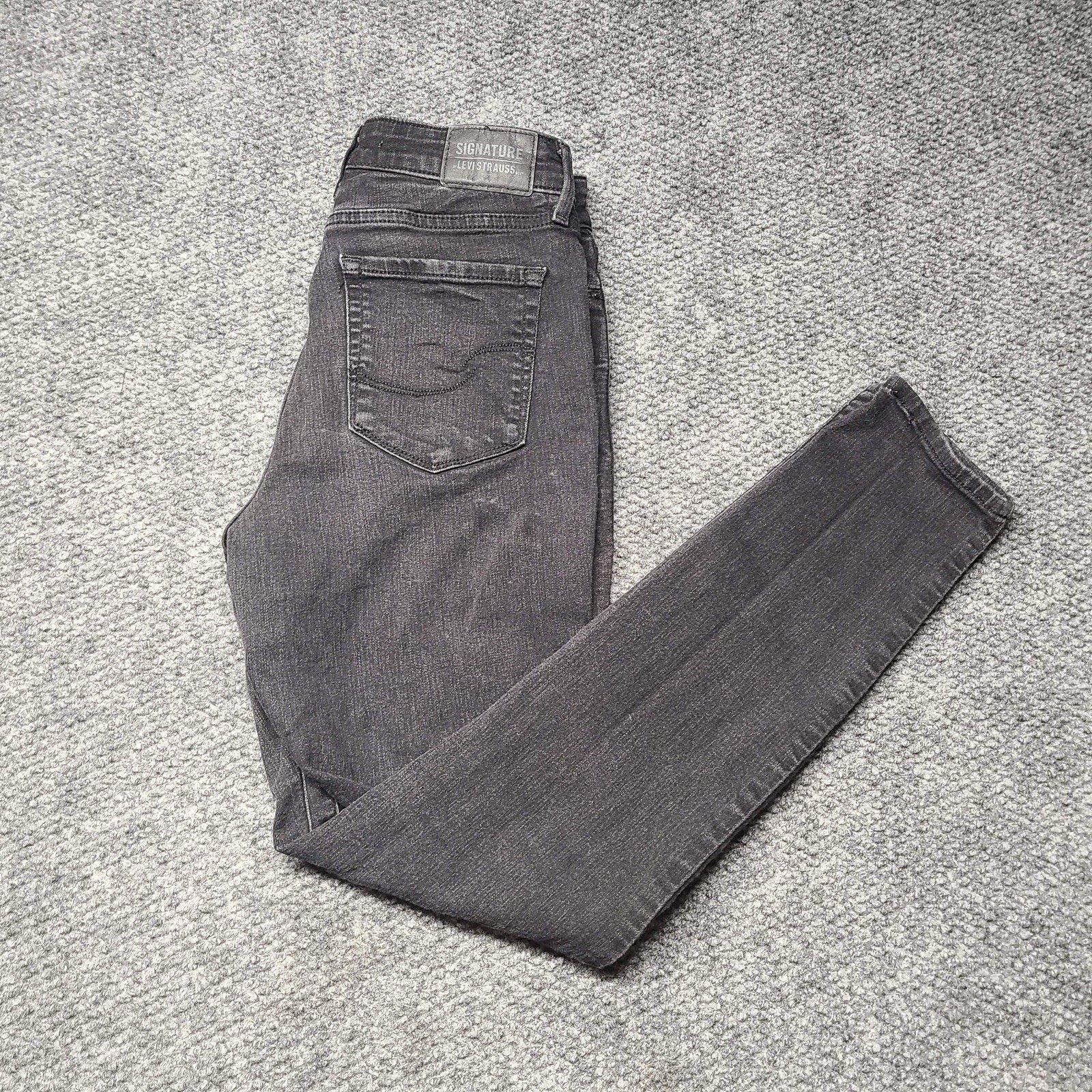 Levi Strauss Signature Women's Mid Rise Skinny Jeans Size W26 L30 Black