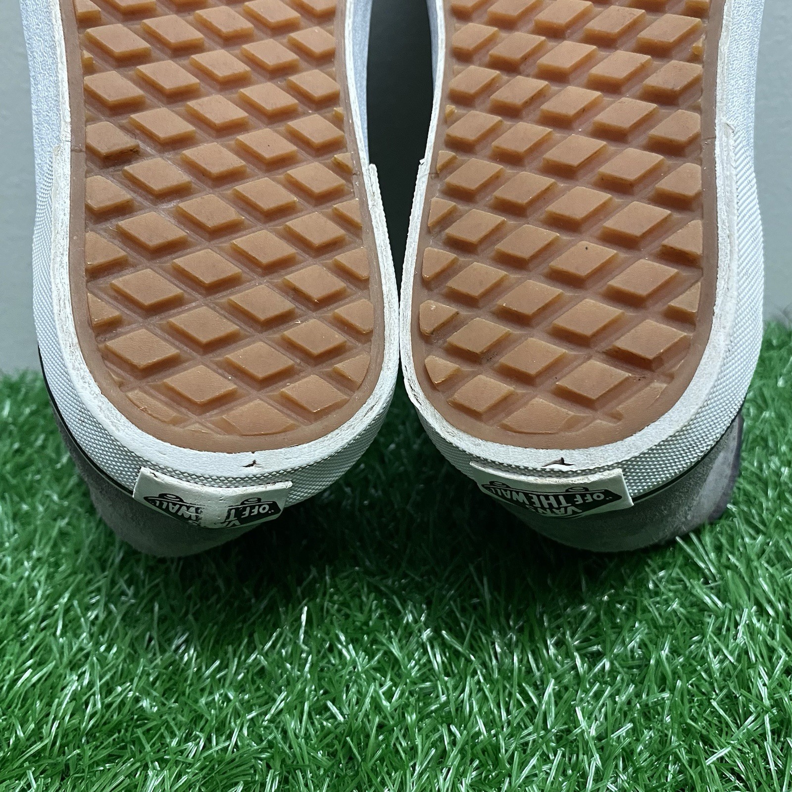 Vans "Off The Wall" Sk8-Hi MTE Suede Skate Shoes Gray Men's 7.0/Women's 8.5 thumbnail 11