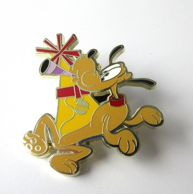 Disney Pin CELEBRATE MICKEY 90TH BIRTHDAY pluto 2018