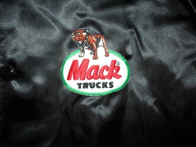 vtg 70s 80s MACK TRUCKS NYLON JACKET Trucker Bulldog Logo Patch 