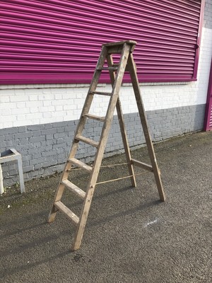 Old Vintage Wooden Step Ladder Decorative 8 Rungs Ebay