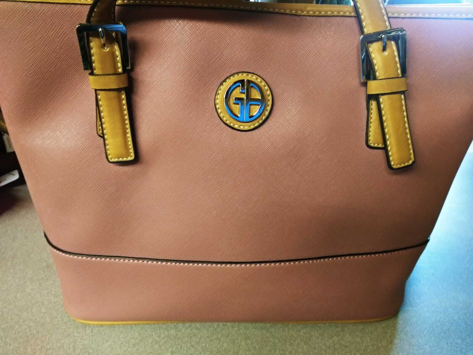 giani bernini shoulder bags