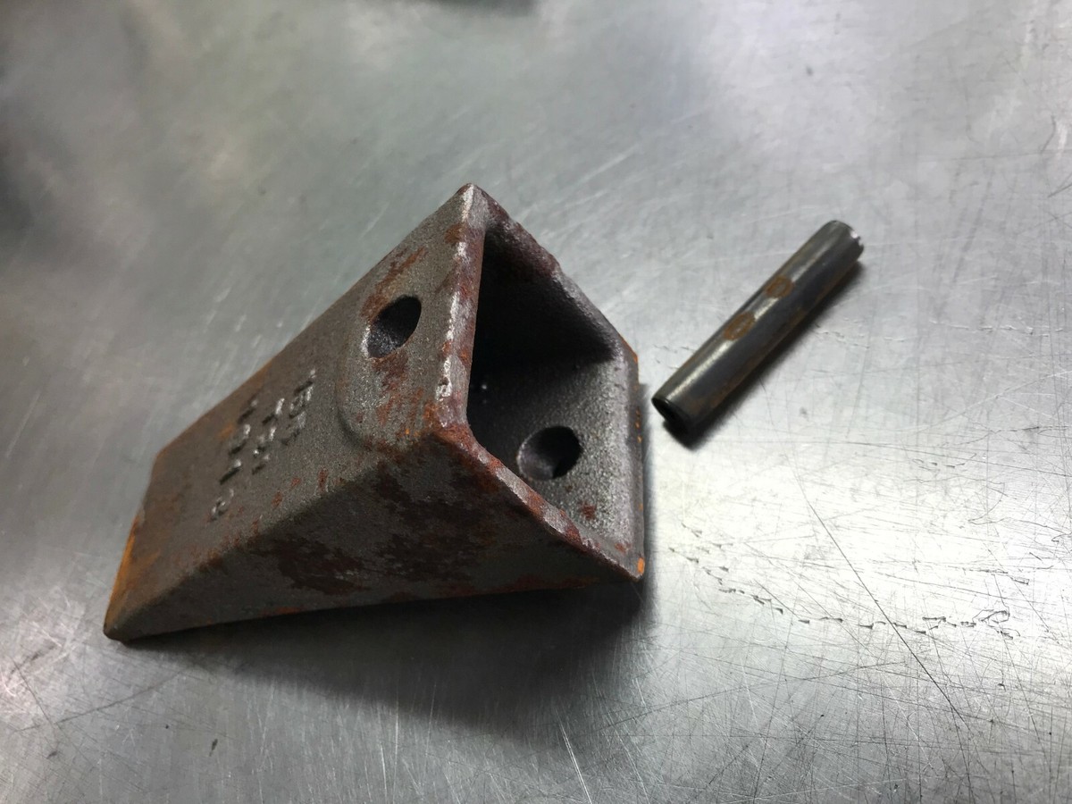 ZJZ156PN Genuine OEM CNH ROLLED PIN & Hensley 156 T21 BUCKET