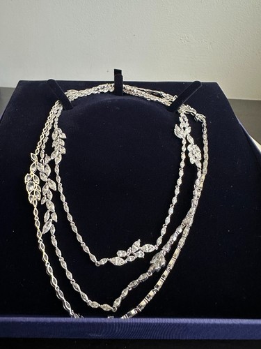 Swarovski Luoison Long Rhodium-Plated Strandage White Leaves Crystal 5418111 - Picture 7 of 9
