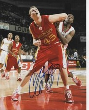 Cole Aldrich OKC Thunder Signed Autographed 8x10 Photo With LOM COA (PH4309)