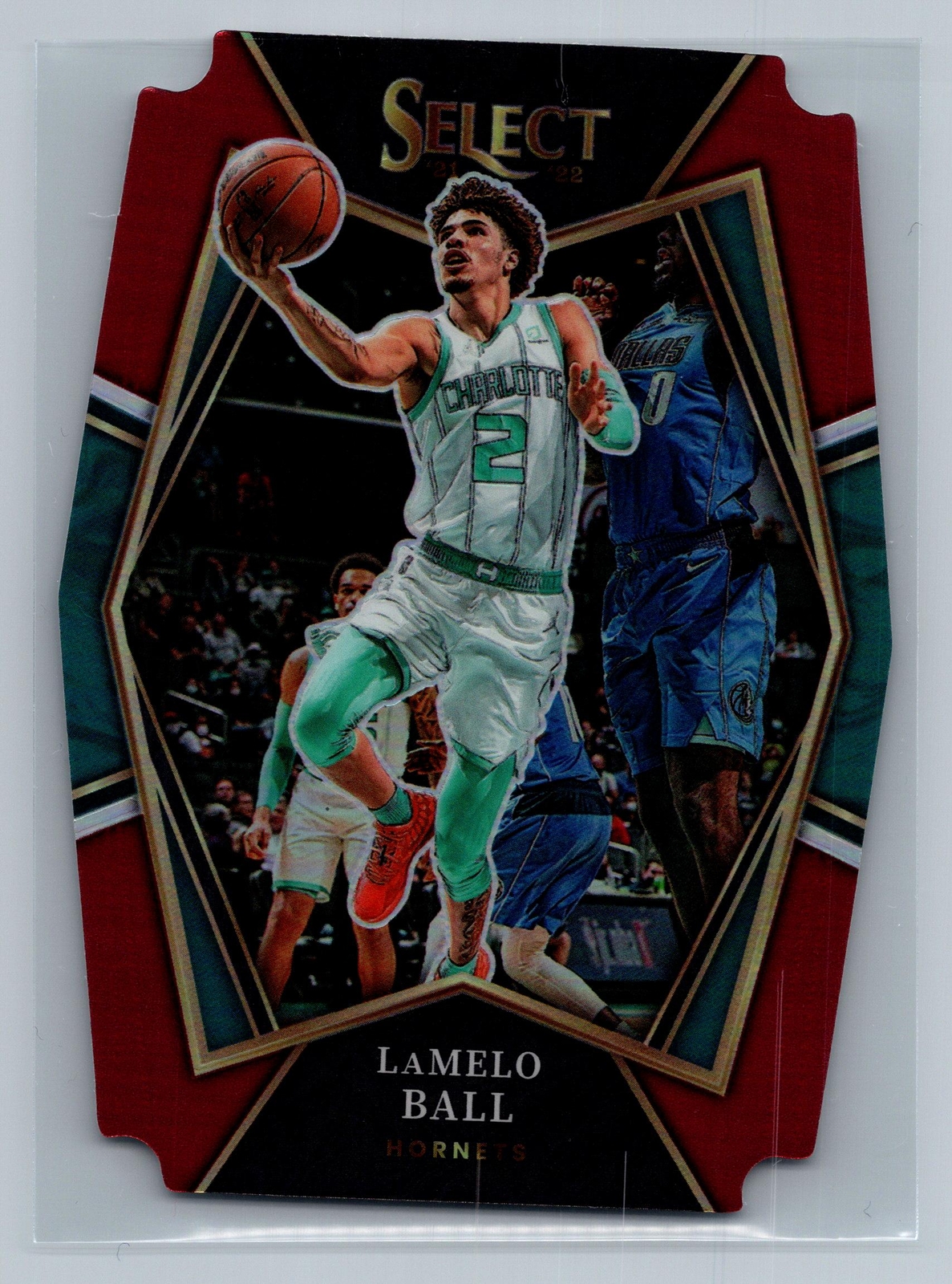 LaMelo Ball 2021-22 Panini Select Maroon Prizms Die Cut SN #/175 #185