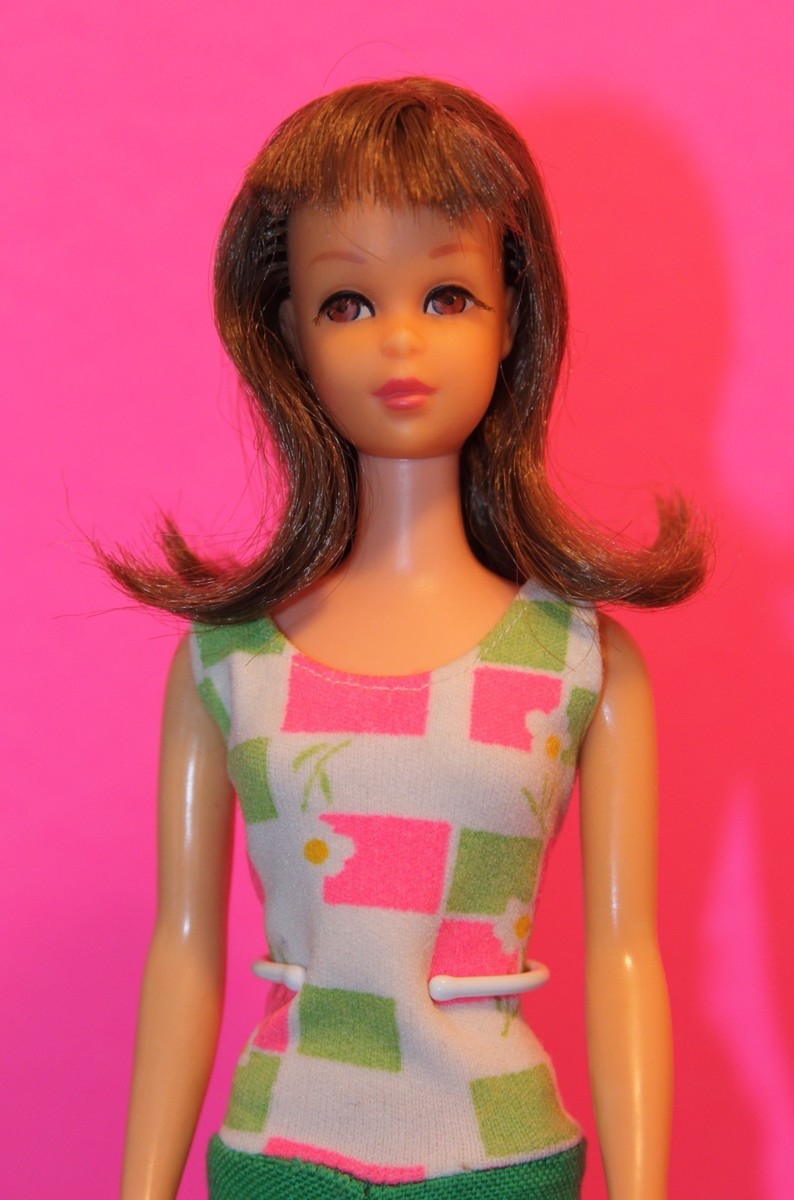 Vintage 1965 Brunette Francie Barbie #1130 Eyelashes Bend Legs