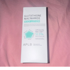 APLB Glutathione Niacinamide Centella Body Lotion Moisturizing Brightening 300ml