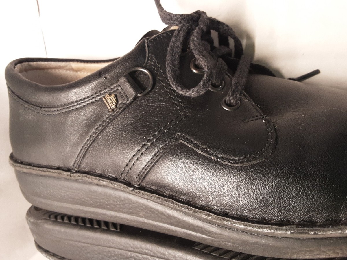 FINN COMFORT-VAASA-Black Leather Lace Up Shoes-Wide Toebox 