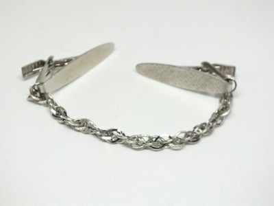 Collectible Silver Tone Sweater Clip Textured Chain 7'' Long NICE