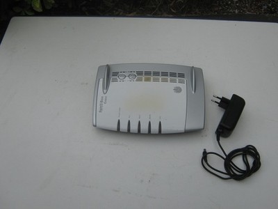 AVM FRITZBox 6490 Kabelmodem 4-Port Gigabit WLAN MESH Router