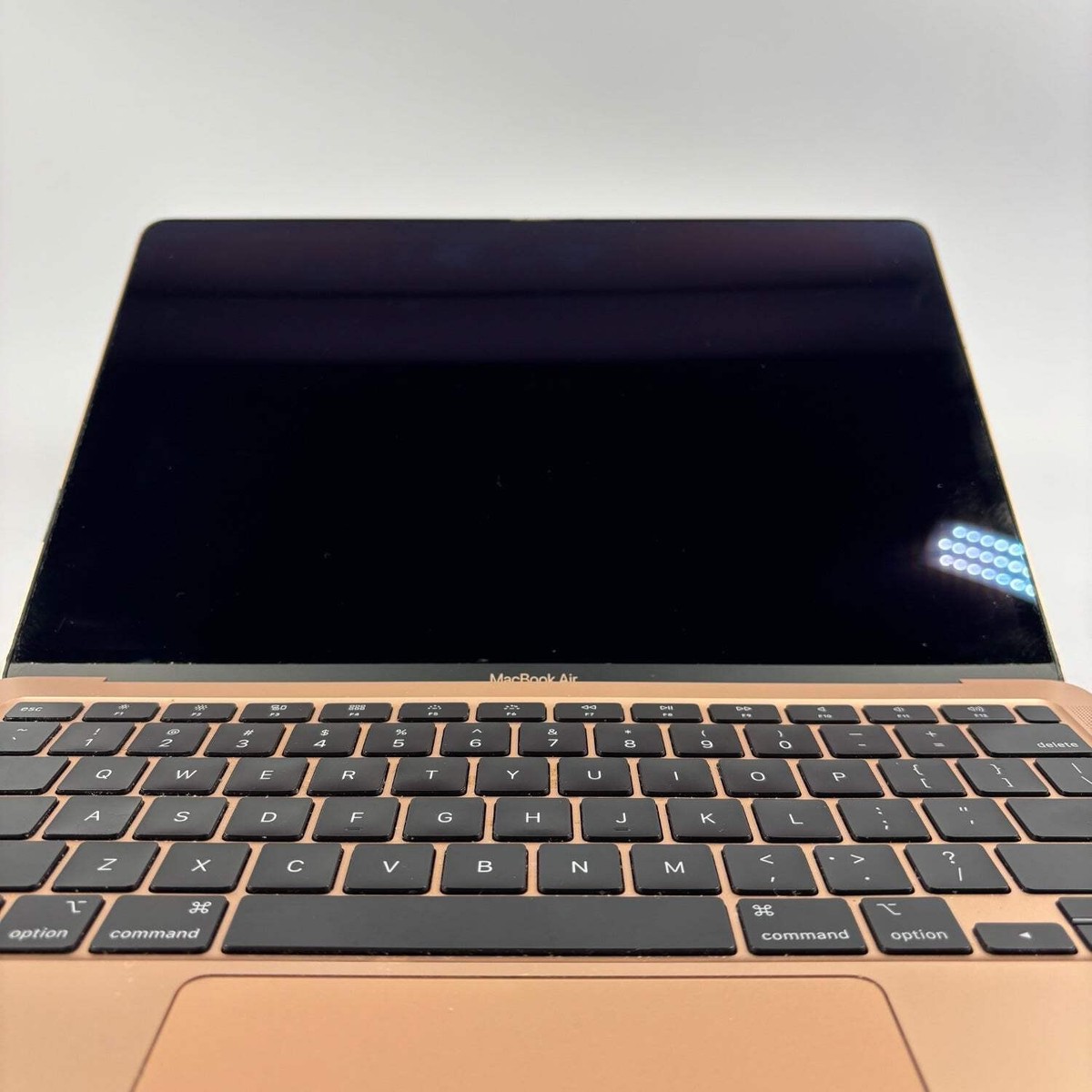 2020 Apple MacBook Air 13.3