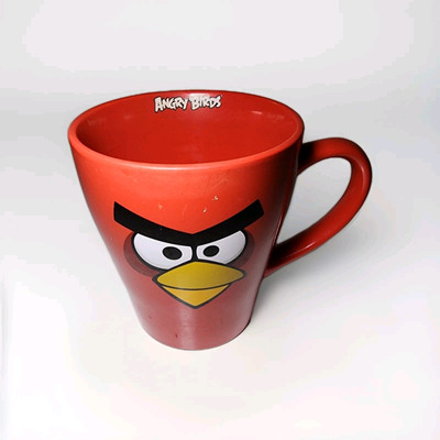 Vintage Coffee Cup Red Angry Bird Ceramic Mug Collectible  2009-2012 Rovio Enter