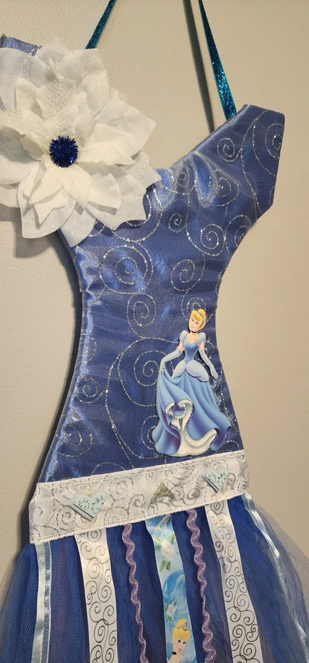 Disney Princess Cinderella Hair Bow Clip Organizer Holder-Wall Hanging  Decor - Image 3 of 4