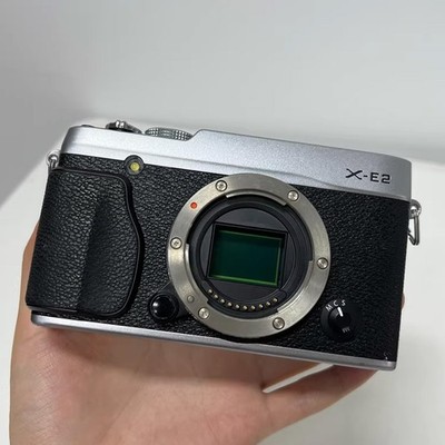 Fujifilm X Series X-E2 XE2 16.3MP Digital Camera - Silver (Body) Fully Tested