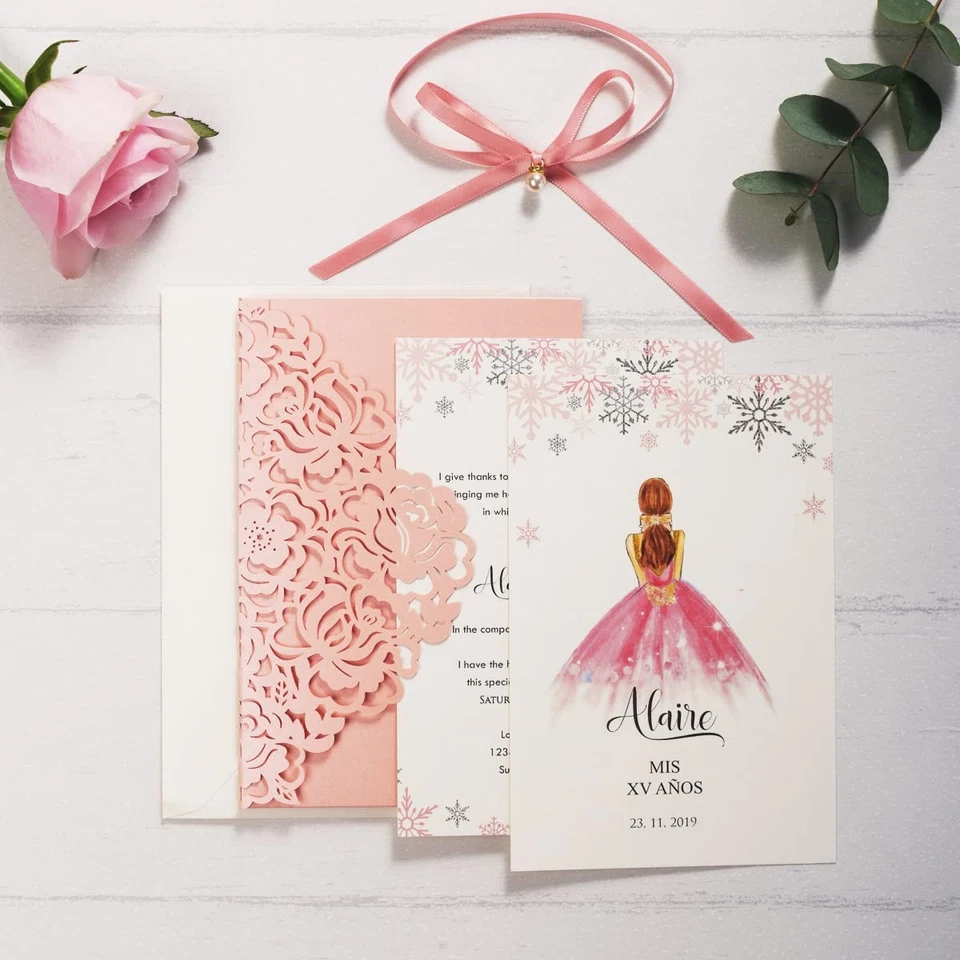 Tarjetas de invitación de quinceañera rosa en blanco 50 piezas con sobres láser de 5x7,3 pulgadas... Foto 3 de 4