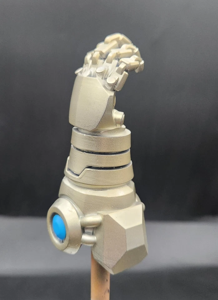 Emblema mecánico de mano/pecho personalizado Marvel Legends escala 1/12 pintado Foto 3 de 4
