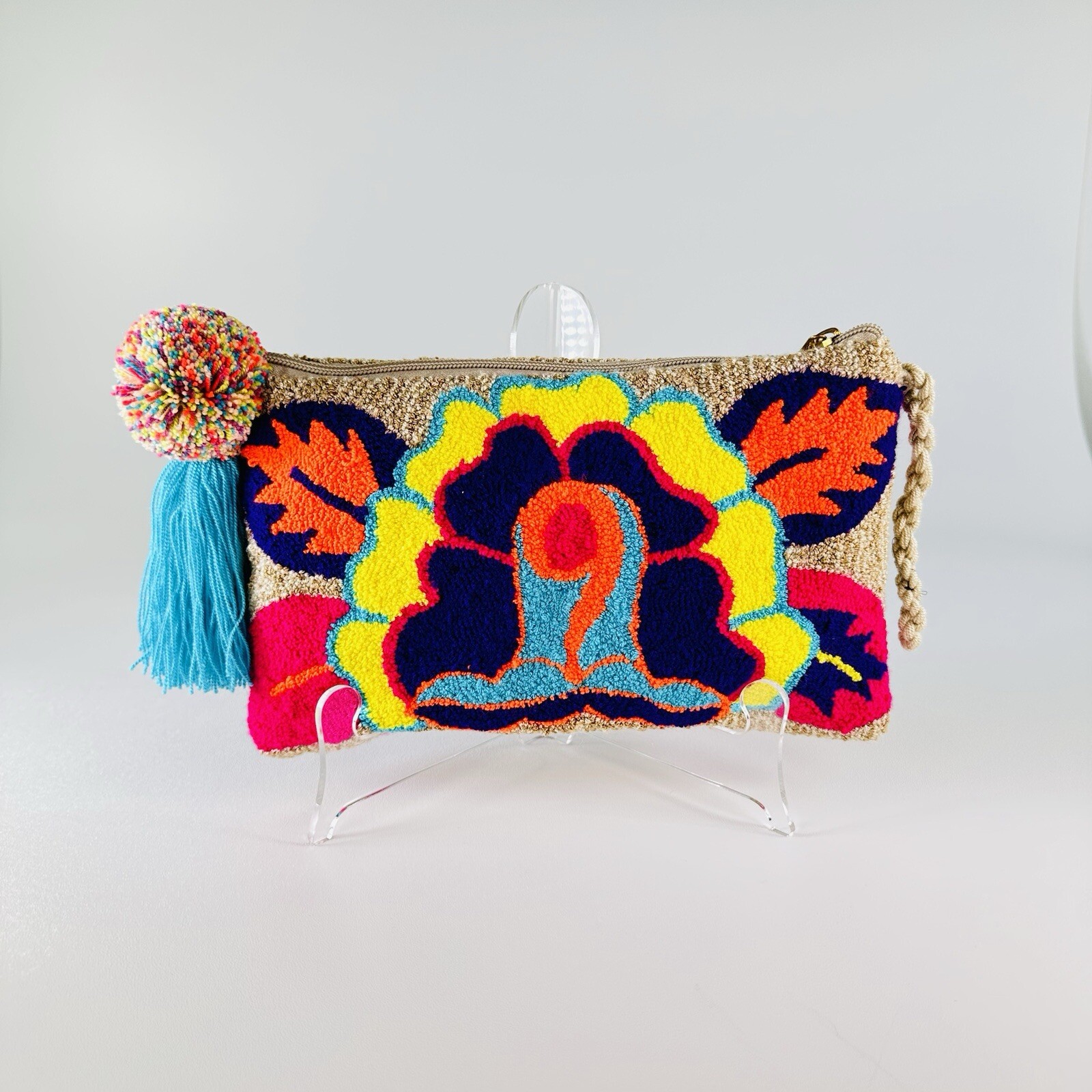 Authentic 100percent Wayuu Indigenous Colombian Bag Medium Clutch