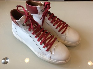 magnanni red sneakers