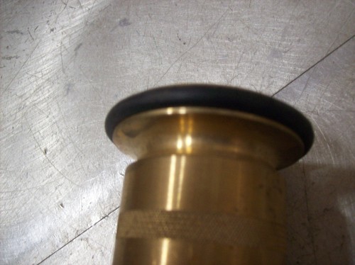 #K) Powhatan Fire Hose Nozzle BFN150 - The "O" ring is badly cracked - from age? - Picture 3 of 4