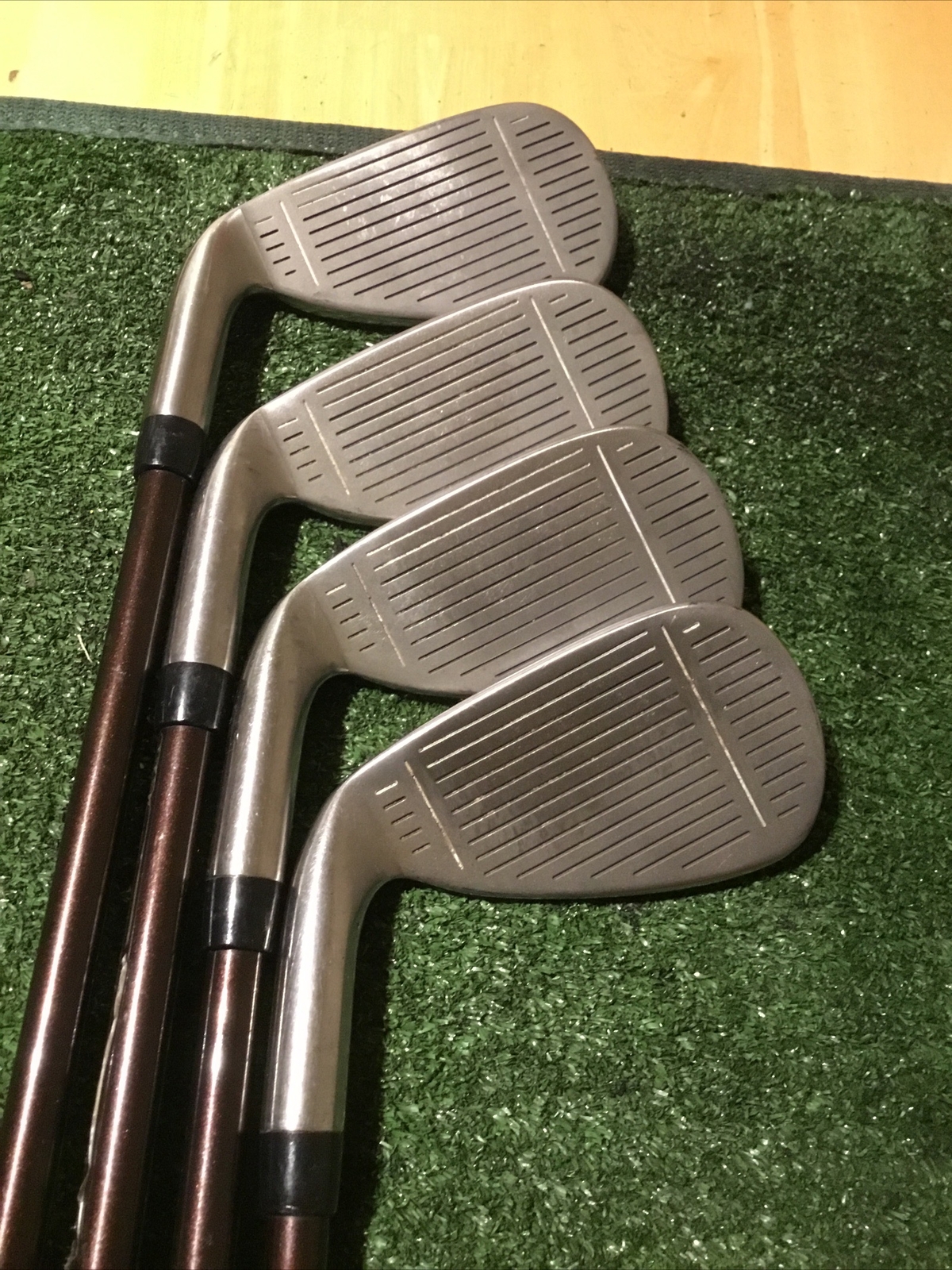 TaylorMade Burner Supersteel Irons Set (4PWSW) Seniors M70 Graphite