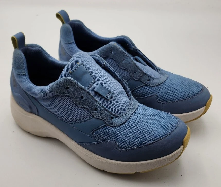 Clarks comfortable top walking shoes