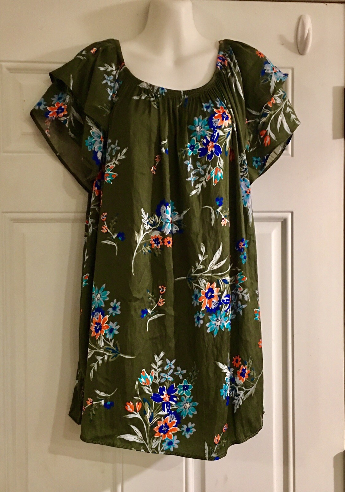 terra and sky peasant top