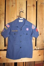 Boy Scouts of America BSA Youth Shirt Medium Blue Cub Sewn on patches Vintage