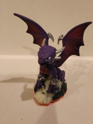 Skylanders Giants Cynder Purple Dragon 2012 Series 2 Activision W4125 With Cards