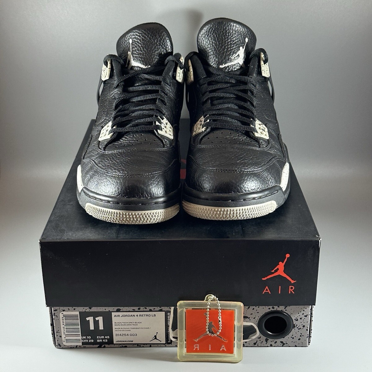 Air Jordan 4 Retro LS Oreo MEN Grey Black Leather 314254-003 Size 11 Preowned Nike Air Jordan Retro 4 LS Oreo Black Tech Grey 2015 IV  main image 3