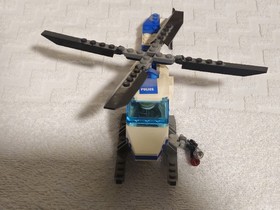 LEGO City Police Helicopter w/ Minifigs & Instructions (missing 2 small pieces)