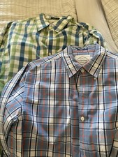 2 st johns bay flannel Large Long sleeve 