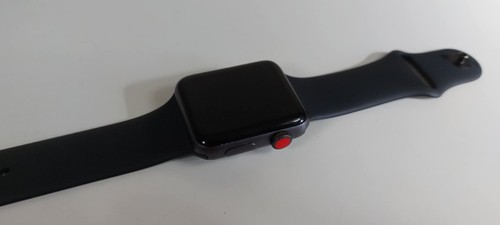 Apple Watch Series 3 Smart Watch 42mm WR-50 Good Working Order - Picture 4 of 14