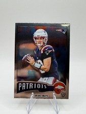 2025 Topps Chrome Football Drake Maye #1975-23 1975 Throwback Patriots