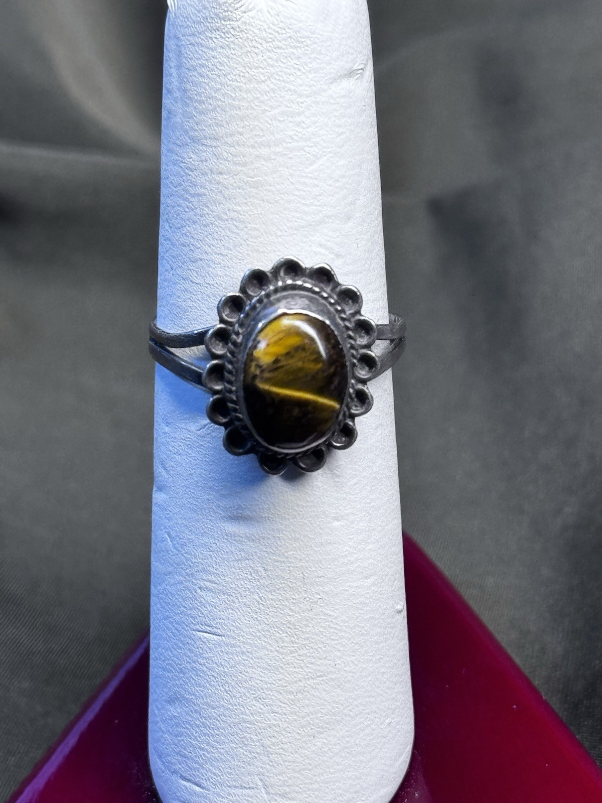 Oval Natural Tiger Eye Sterling Silver  Ring Size… - image 1