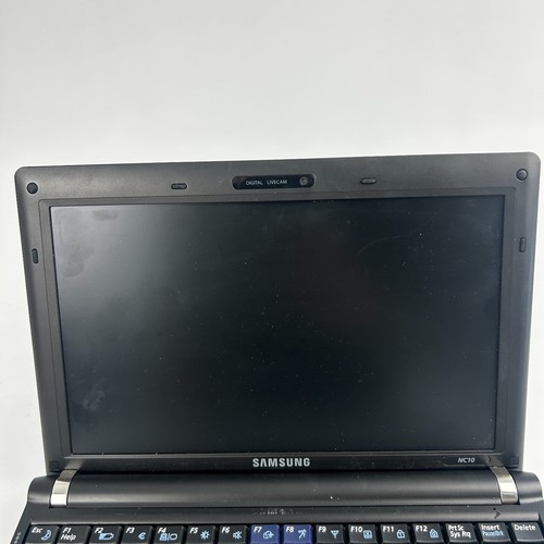 Samsung NP-NC10 Intel Atom Netbook Laptop For Parts Battery Needs Replacing - Picture 4 of 11