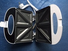 Sandwichmaker / Sandwichtoaster- innen Antihaftbeschichtung - 750 W - NEU