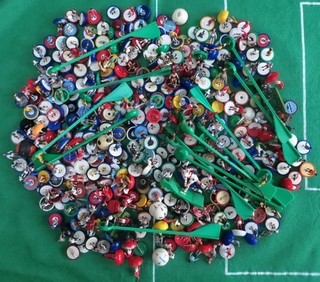 SUBBUTEO GRAVEYARD OF BROKEN/RE GLUED/REPAIRED FIGURES & VARIOUS BASES.